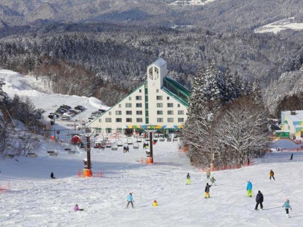 Washigatake Kogen Hotel Rainbow Gujo Esterno foto