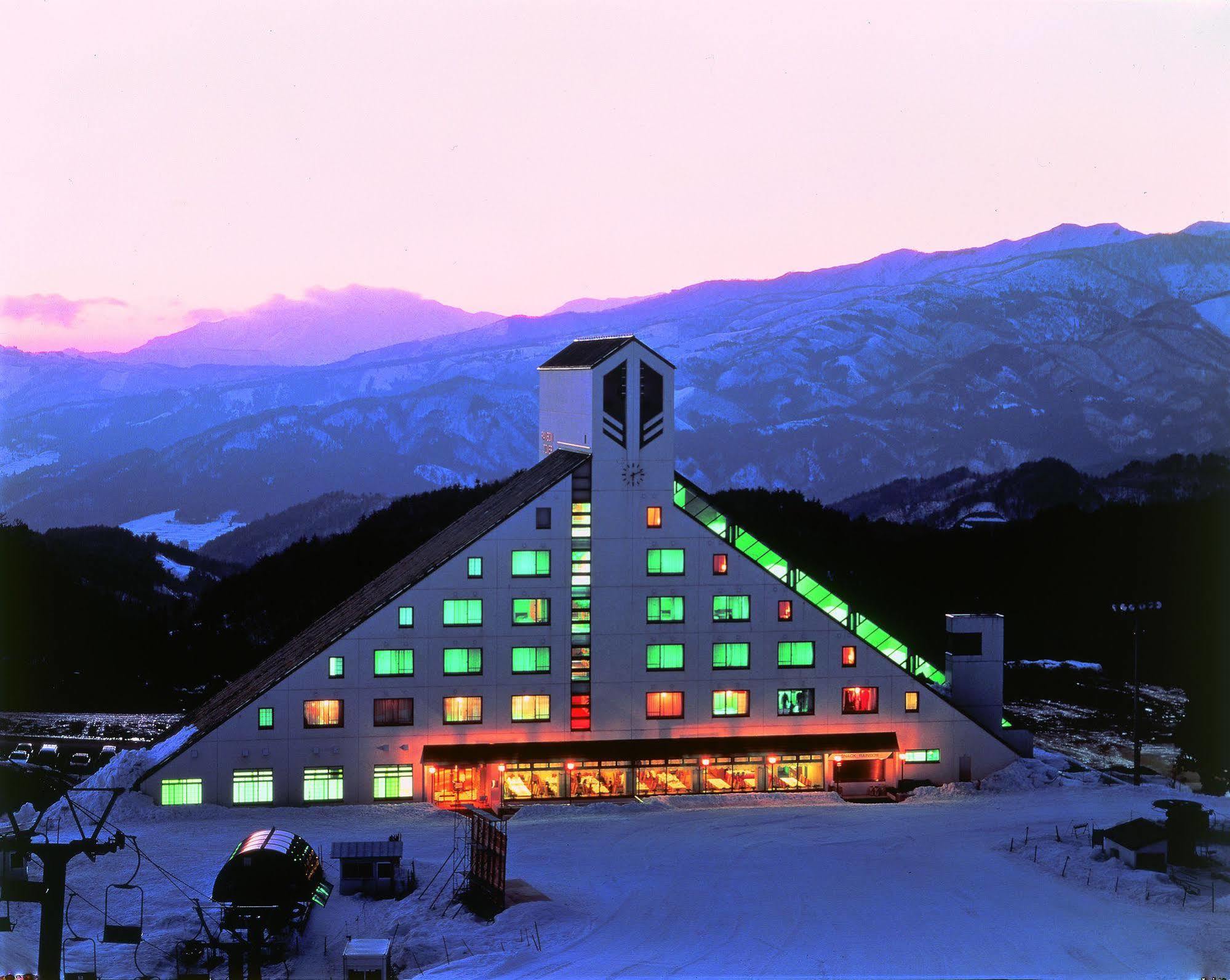Washigatake Kogen Hotel Rainbow Gujo Esterno foto